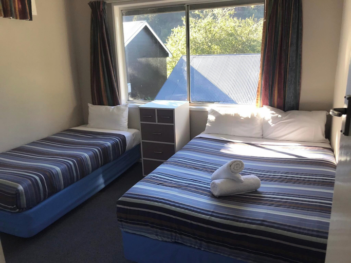 Bedroom 3, Pinewood Queenstown, Queenstown-Lakes