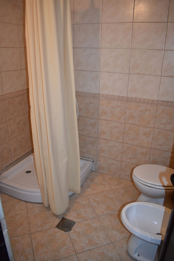 Bathroom 3, Apartments Aristokrata