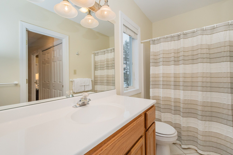 Bathroom 3, Just Getting Started, Garrett
