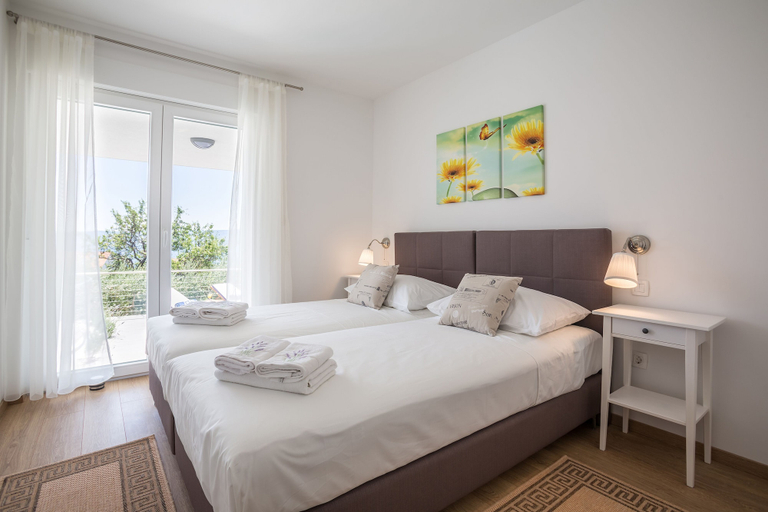 Bedroom 2, Villa Blanca, Bol