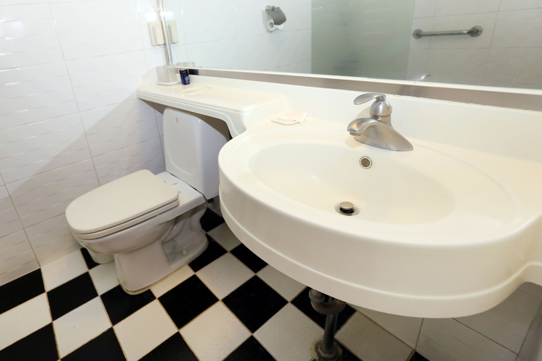 Bathroom 5, Ocean Grand Hotel, Jeju