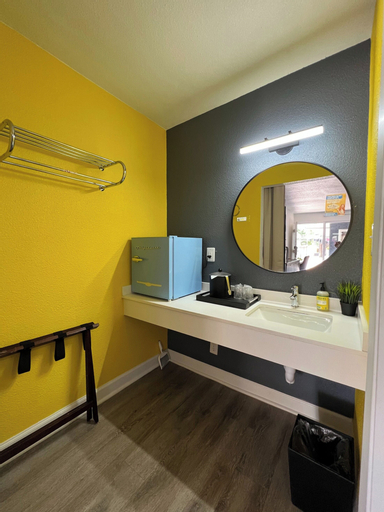Bedroom 4, Bposhtels Houston, Harris