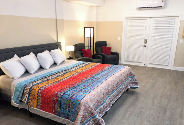 Bedroom 3, Lazy Cuckoo Inn, Lee