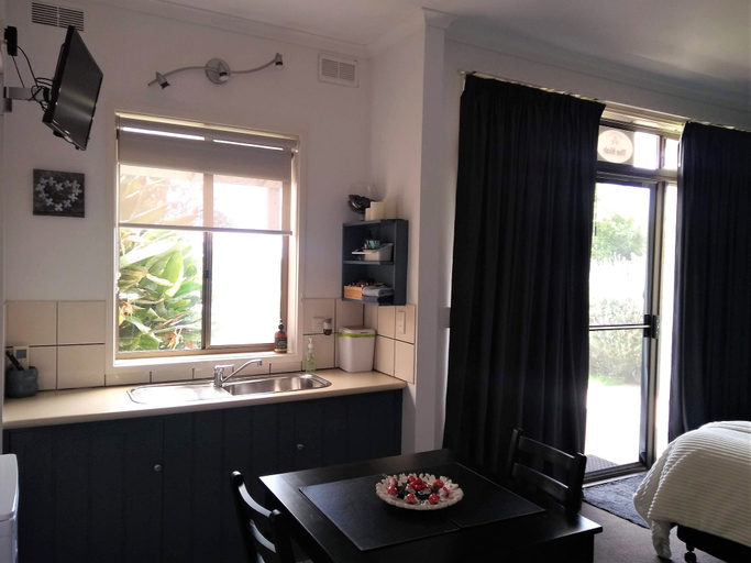 Others 5, Banksia Park Estate, Bass Coast - Phillip Is.