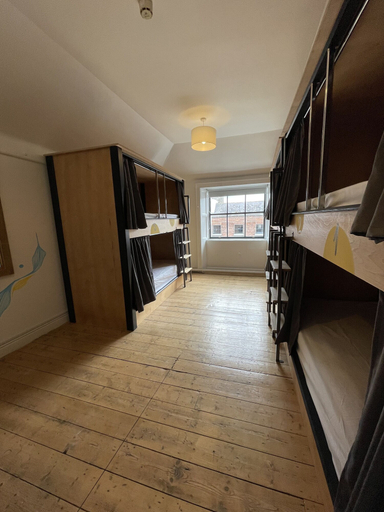 Others 5, Leevin Hostel George, Dublin