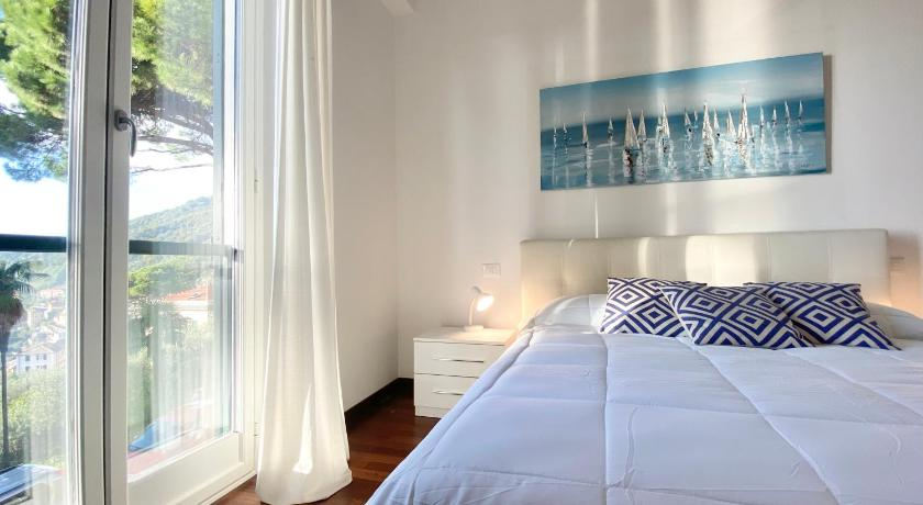 Bedroom 2, CASAVIVA - Bilo with SeaView and parking in Camogli, Genova