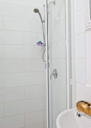 Bathroom 3, Ha-Carmel Market Apartment