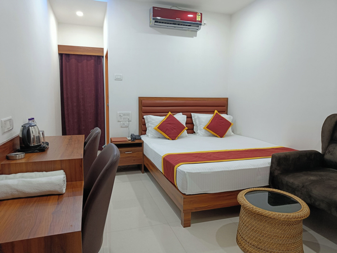Bedroom 2, Hotel Executive Inn, Hailakandi