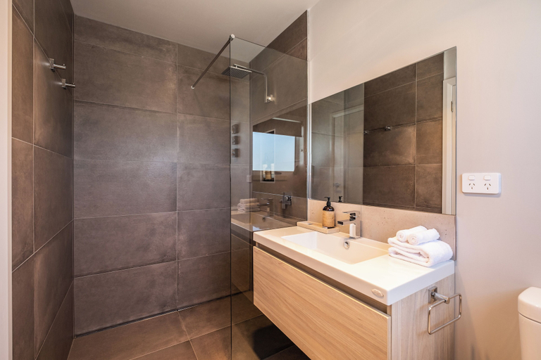 Bathroom, Amaroo 2, Glamorgan-Spring Bay