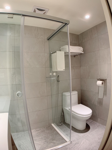 Bathroom 5, Shine Residence, Taichung