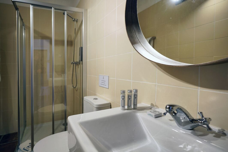 Bathroom 3, Vale Fuzeiros Nature Guest House, Silves