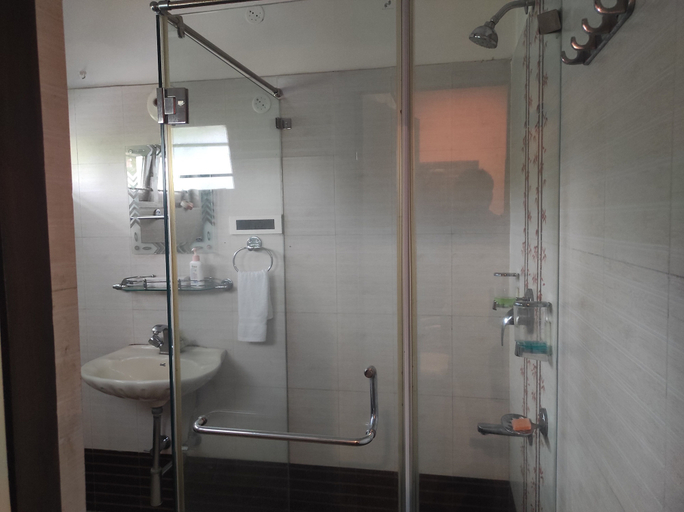 Bathroom 4, Chang's Resort, Kamrup