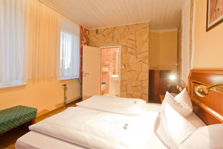 Bedroom 4, Seebauer Hotel Gut Wildbad, Donau-Ries