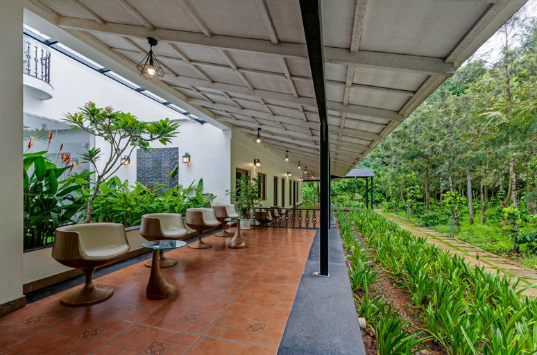 Public Area 4, Vismita County, Chikmagalur