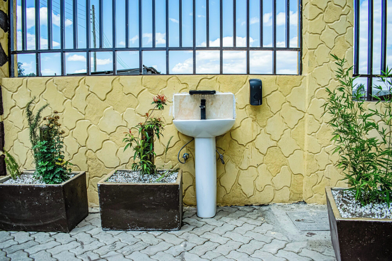 Bathroom, The Gem Hotel, Naivasha