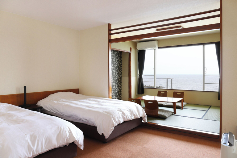 Bedroom 4, Ooedo Onsen Monogatari Beppu Seifu, Beppu