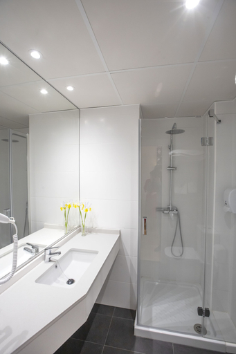 Bathroom 4, Hotel Ciudad De Calahorra, La Rioja