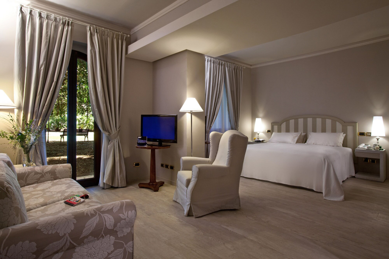Bedroom 3, Grand Hotel Baia Verde, Catania