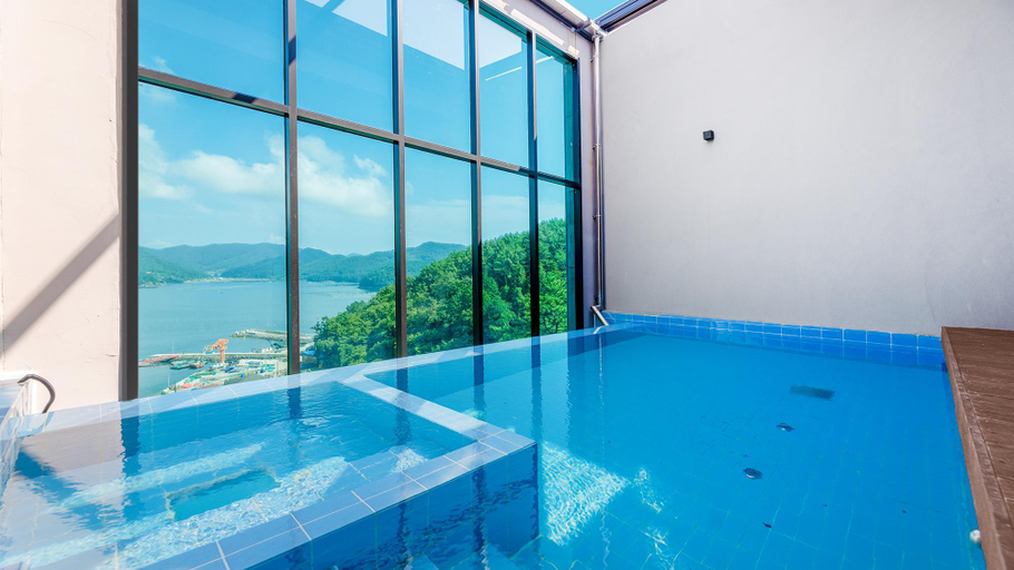 Sport & Beauty 4, Tongyeong Saryangdo Elphis36 Poolvilla, Goseong