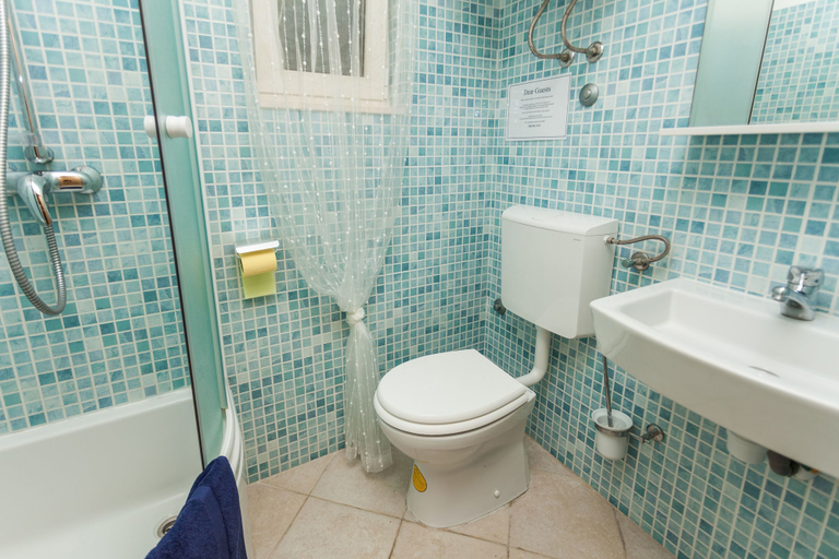 Bathroom 4, Villa Rosada, Vela Luka