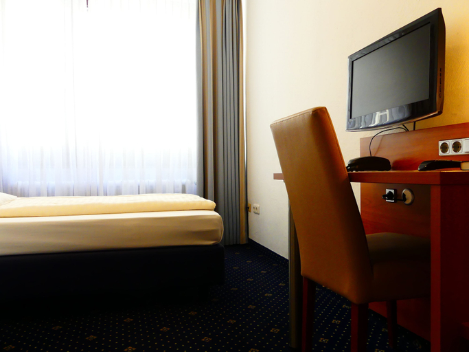 Bedroom 3, Callas Hotel am Dom, Köln