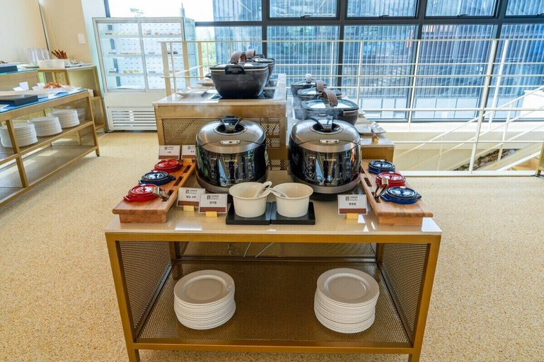 Food & Drinks 5, Lagobaum Hotel, Yeongi