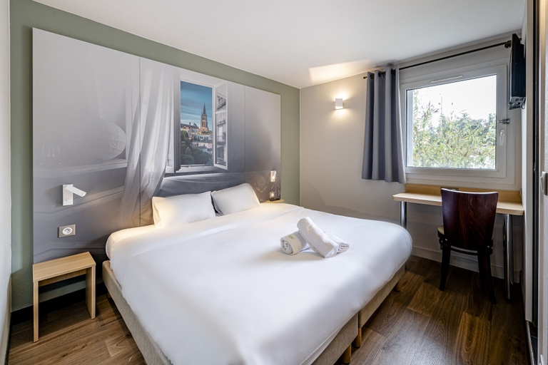 Bedroom 2, B&B HOTEL BORDEAUX Le Haillan (4653), Gironde