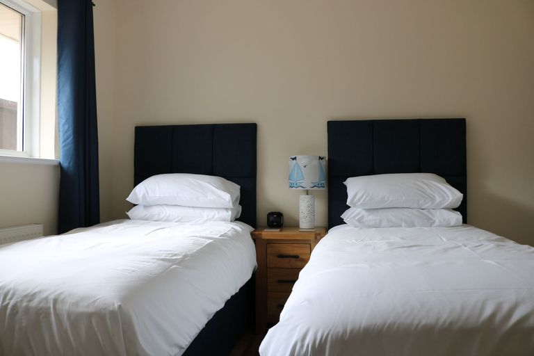 Bedroom 2, Goldcrest Cottage, Isle of Wight