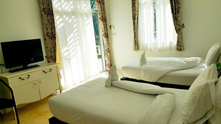 Bedroom 2, Ozono Resort, Suan Phung