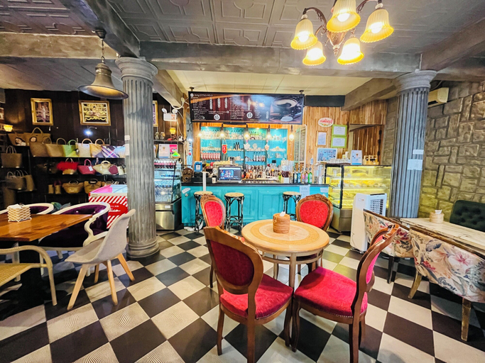 Food & Drinks 3, Lenoi Buri, Khuan Khanun