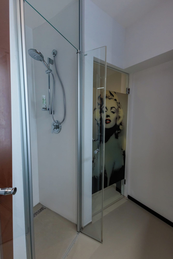 Bathroom 3, Das Edlinger, Salzburg
