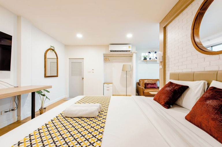 Bedroom 13