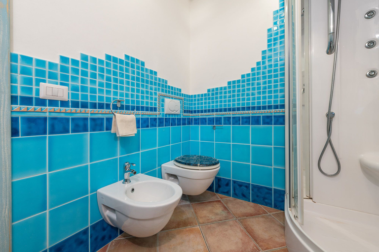 Bathroom 4, AffittaSardegna - Villa Magnifique, Olbia-Tempio