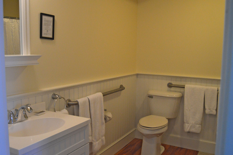 Bathroom 4, Newagen Seaside Inn, Lincoln