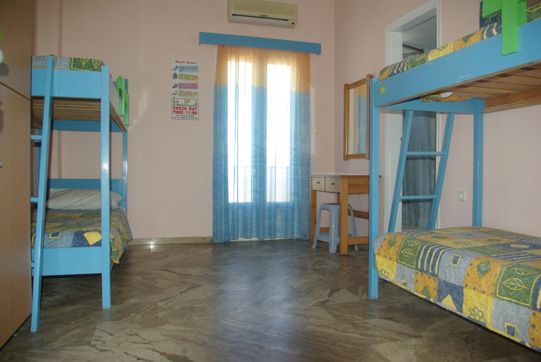 Bedroom 2, Youth Hostel Anna, South Aegean