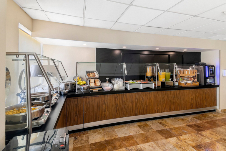 Food & Drinks 5, City Express by Marriott Cancun, Benito Juárez