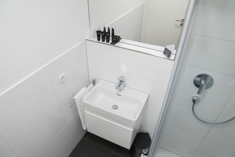 Bathroom 5, Taste Style Bären Auggen, Breisgau-Hochschwarzwald