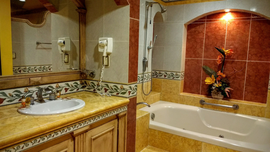 Bathroom 4, Hotel Suites Flamboyanes, Mérida