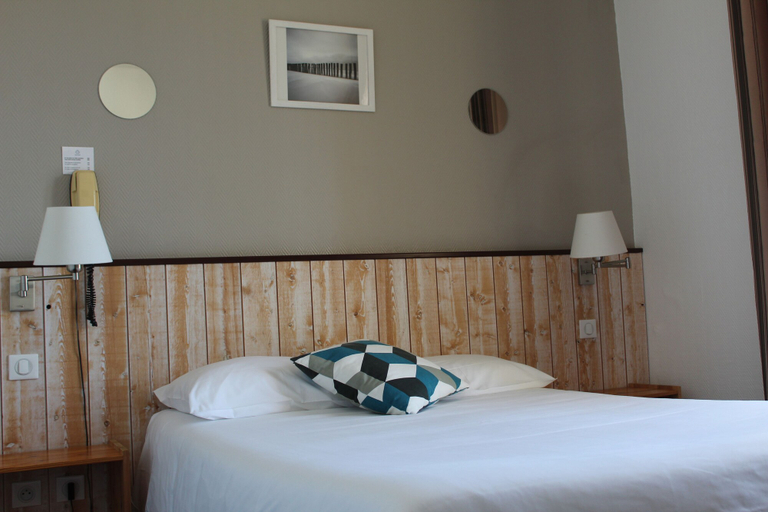 Bedroom 2, Hotel Mer et Forêt, Charente-Maritime