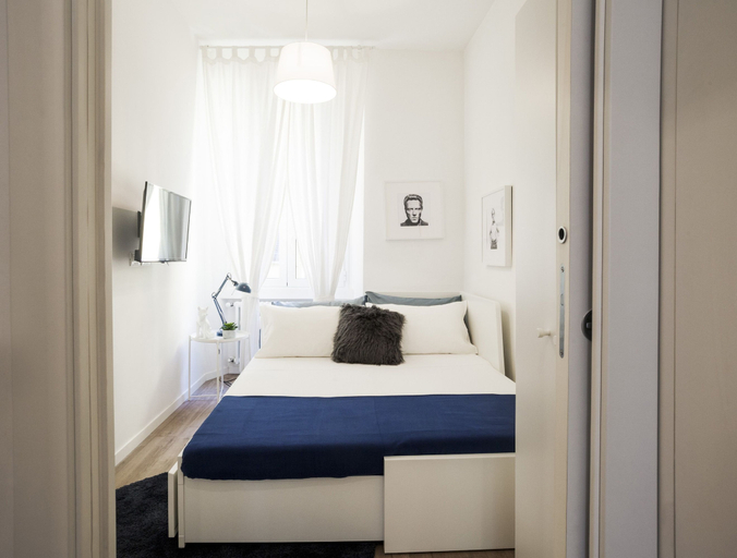 Others 5, Sweet Apartment near City Center, Milano