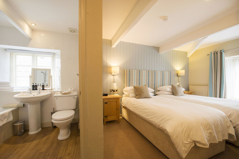 Bedroom 3, The Old Custom House, Cornwall