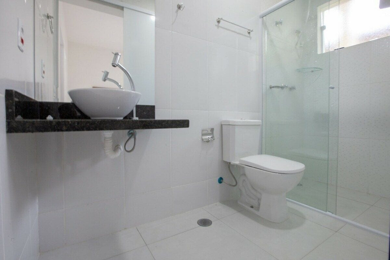 Bathroom 3, Recanto do Camargo, Ubatuba
