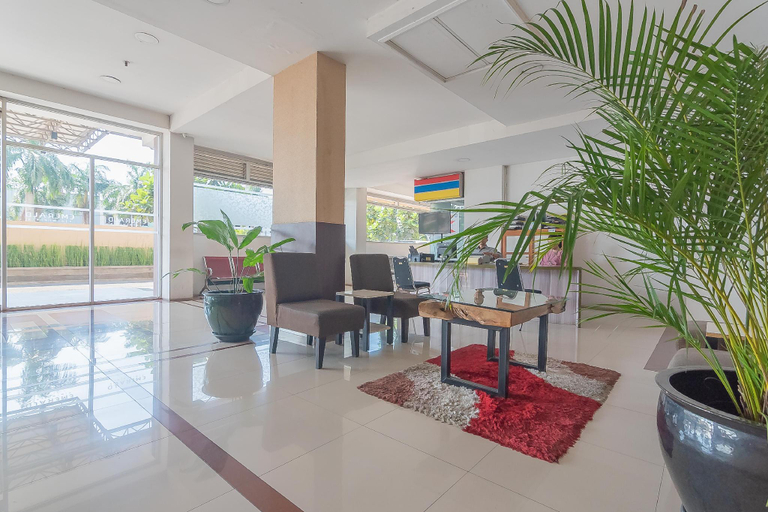 Public Area 2, RedDoorz Apartment @ Emerald Towers Bandung, Bandung