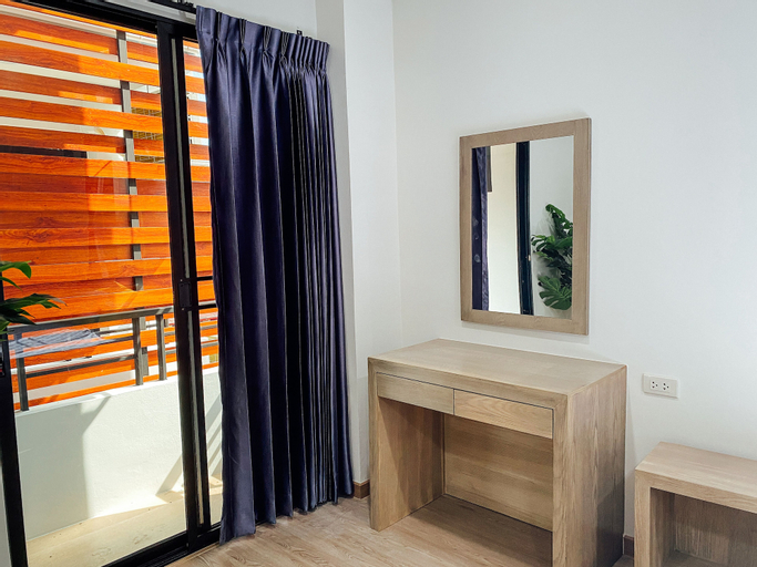 Others 5, GP House Apartment, Phra Khanong