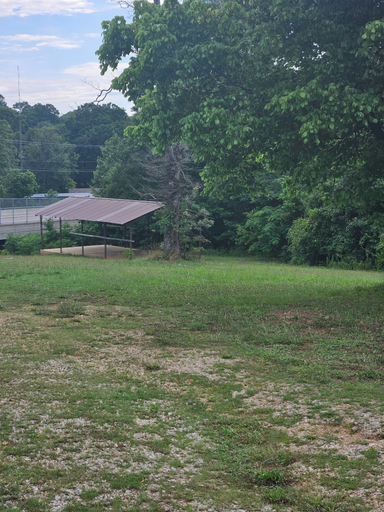 Others 3, Riverview Cabins, Fulton