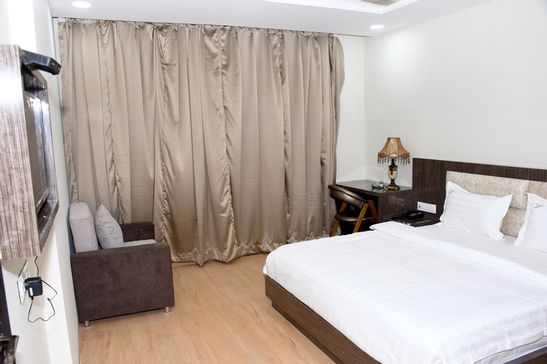 The Aanandam Hotel Resort, Hoshangabad