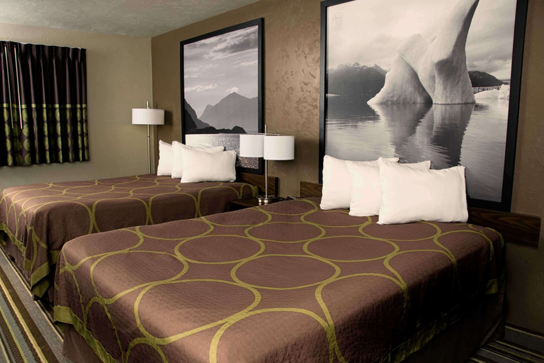 Bedroom 3, Super 8 by Wyndham Juneau, Juneau