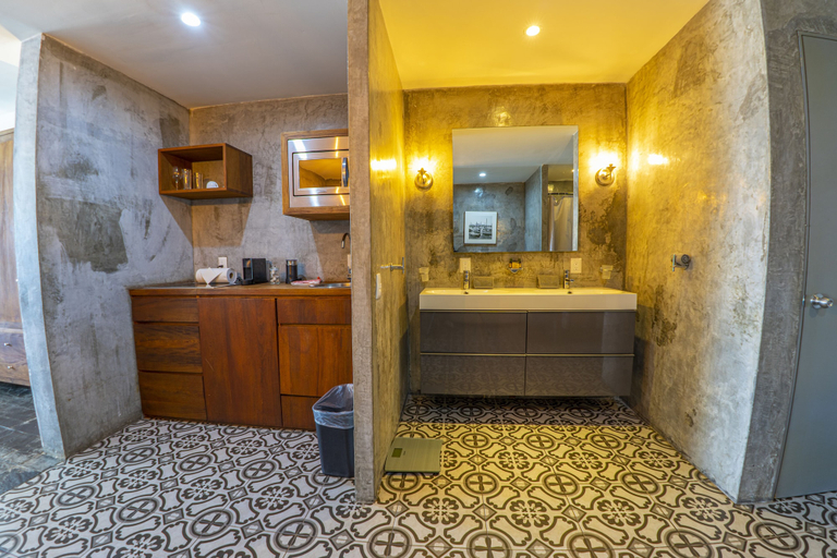 Bathroom 3, Suites at Sapphire Ocean Club, Puerto Vallarta
