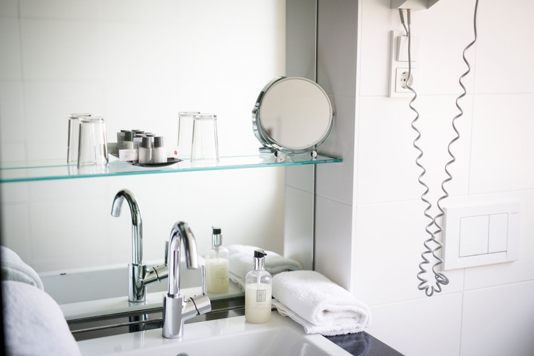 Bathroom 5, Hotel Schempp, Augsburg