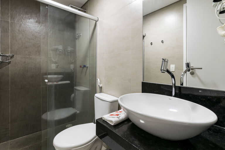 Bathroom 5, VilaHotell Recife, Recife